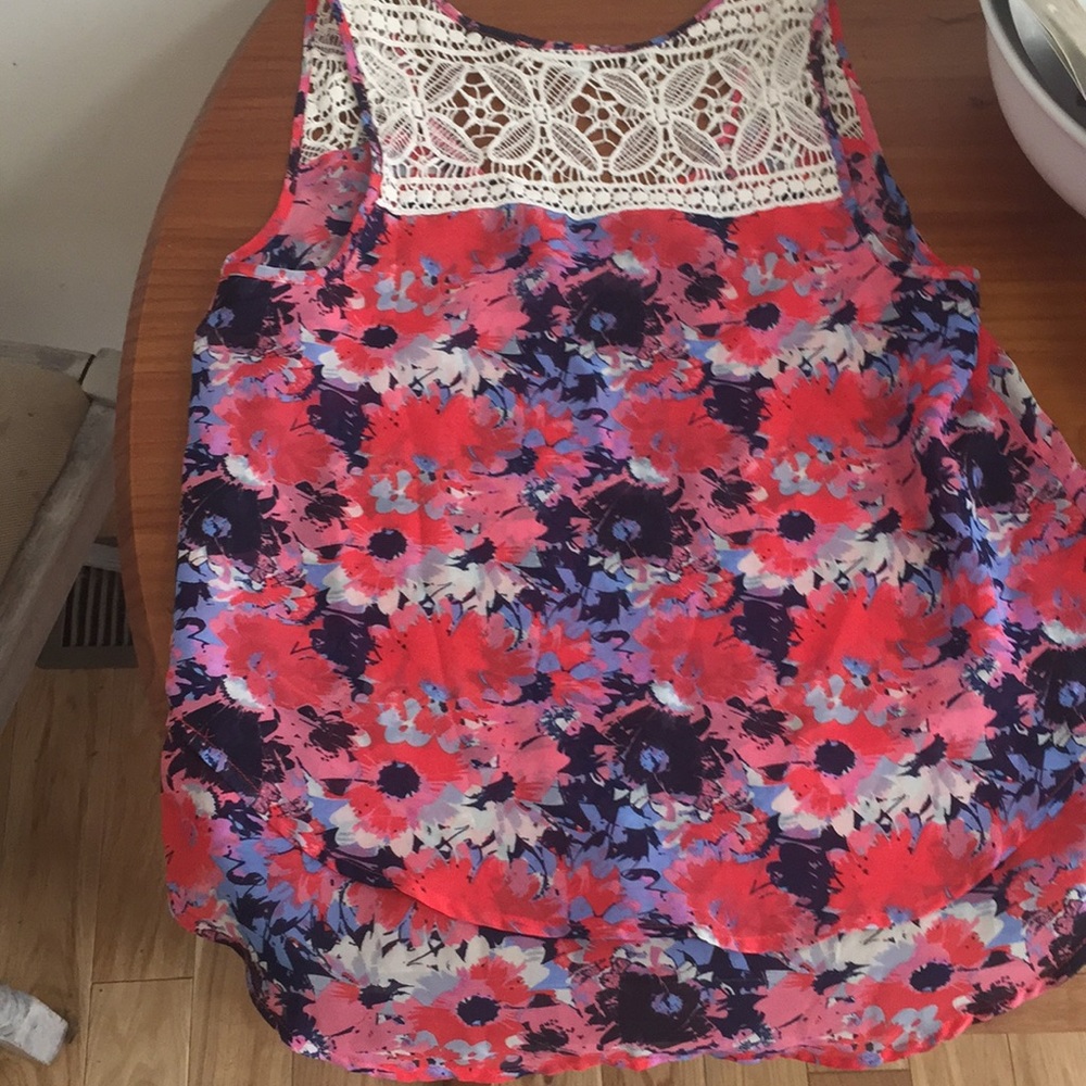 spring lacey top
